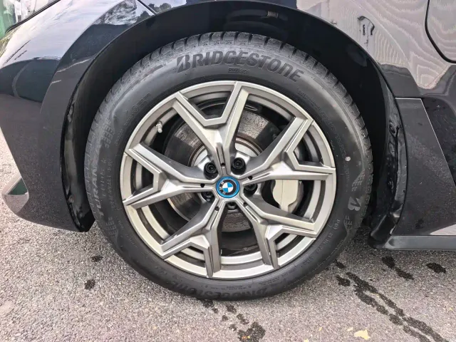 BMW i3 — Фото автомобиля 4