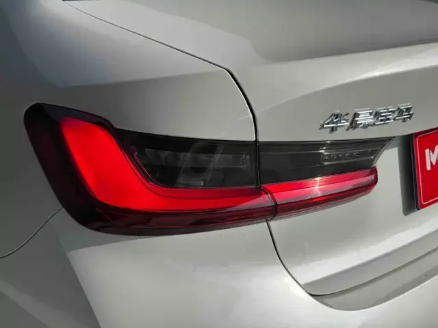 BMW 3 Series — Фото автомобиля 29