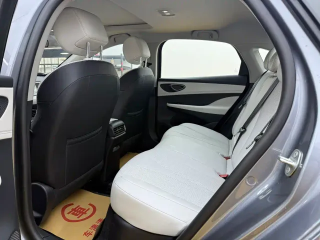 BYD Seal 05 DM-i — Фото автомобиля 6