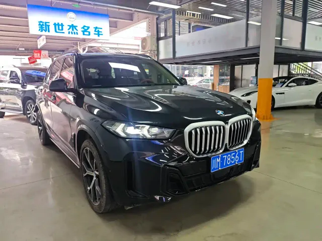 BMW X5 — Фото автомобиля 3