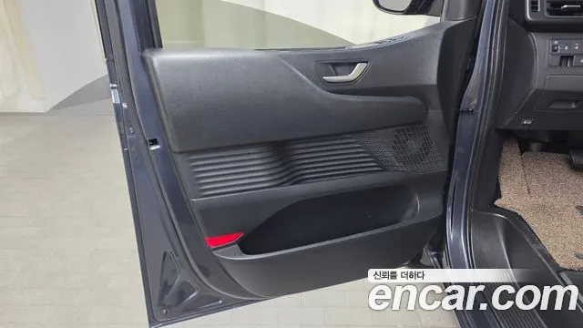 Hyundai Staria — Фото автомобиля 13