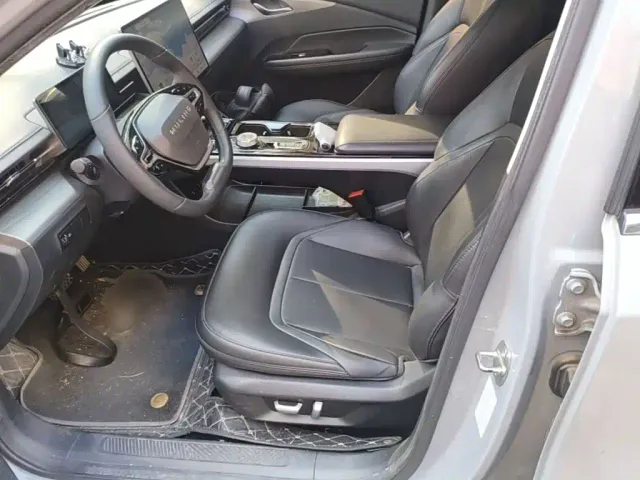 Wuling Starlight — Фото автомобиля 14