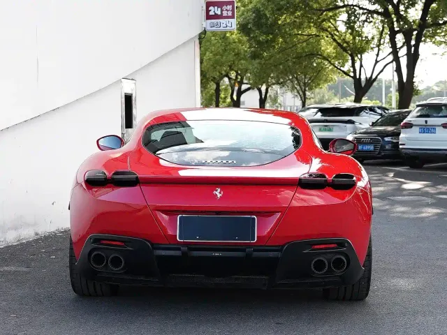 Ferrari Roma — Фото автомобиля 3
