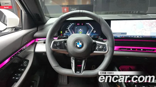 BMW 5-Series 5 серия (G60) 530i xDrive M Sport — Фото автомобиля 10