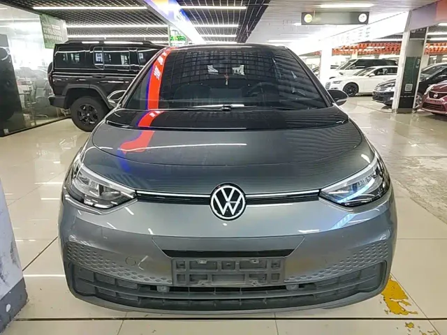 Volkswagen ID.3 — Фото автомобиля 2
