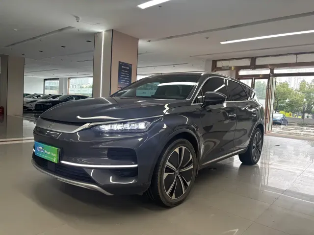 Фотография автомобиля — BYD Tang