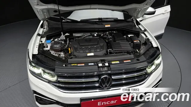 Volkswagen Tiguan — Фото автомобиля 6
