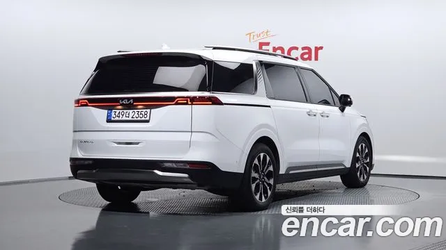 Kia Canival Carnival 4 поколение Бензин 7 мест Signature — Фото автомобиля 2