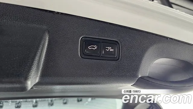 Kia Canival — Фото автомобиля 17