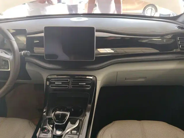 BYD Qin PLUS — Фото автомобиля 12