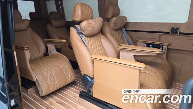 Hyundai Solati — Фото автомобиля 6
