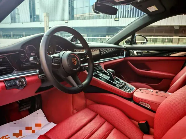 Porsche Panamera — Фото автомобиля 9