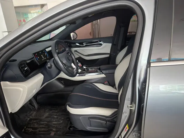 BYD Qin PLUS — Фото автомобиля 4