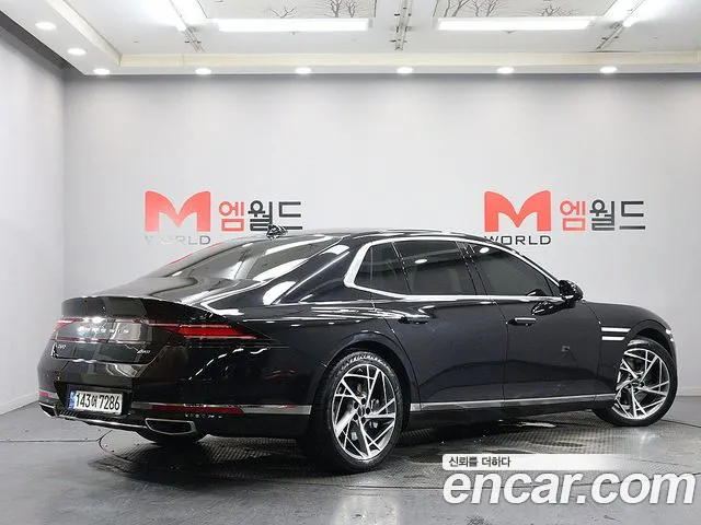Genesis G90 Бензин 3.5 турбо AWD — Фото автомобиля 5