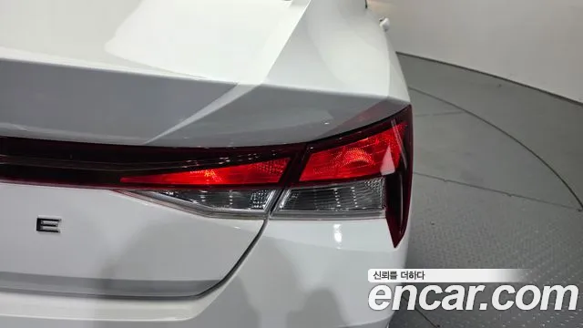 Hyundai Avante CN7 — Фото автомобиля 22