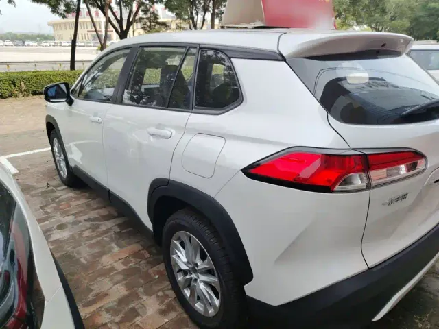 Toyota Corolla Cross — Фото автомобиля 11