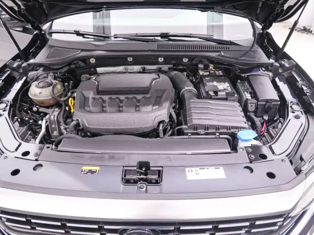 Volkswagen Passat — Фото автомобиля 24