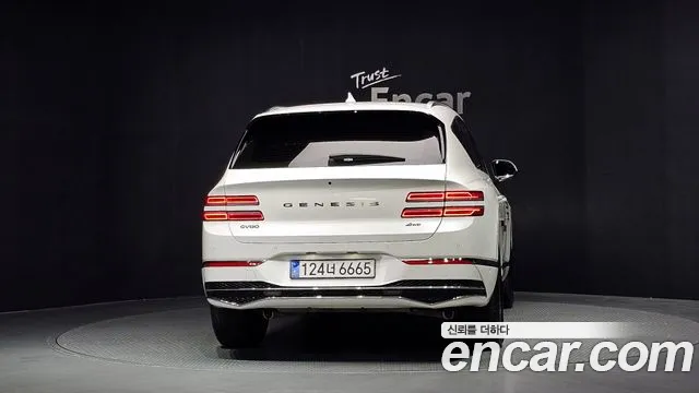 Genesis GV80 — Фото автомобиля 4