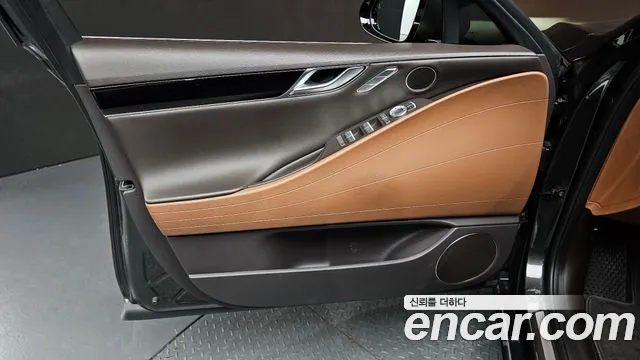 Genesis G80 Бензин 2.5 турбо AWD — Фото автомобиля 19