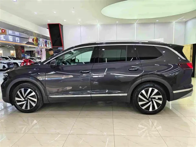 Volkswagen Talagon — Фото автомобиля 7