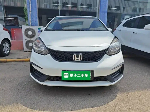 Honda Fit — Фото автомобиля 2