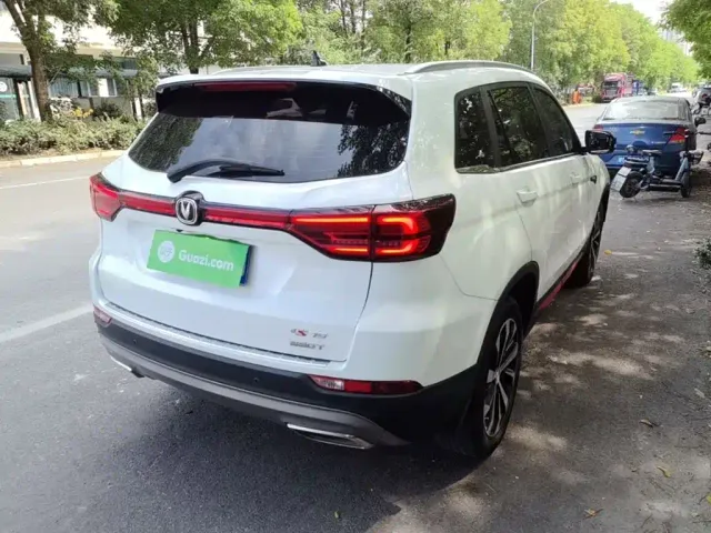 Changan CS75 — Фото автомобиля 6
