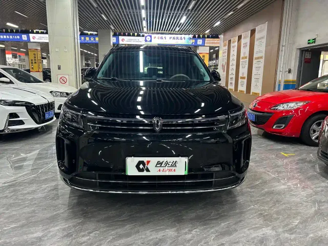 Aito M7 — Фото автомобиля 2