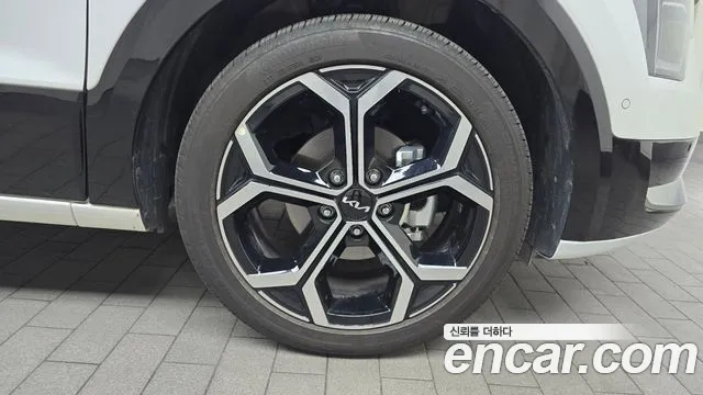 Kia Niro The All New Niro Signature — Фото автомобиля 21
