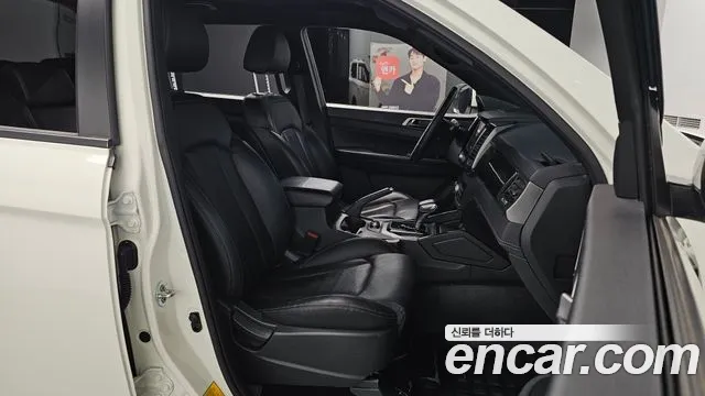 KG_Mobility_Ssangyong Rexton Новый Rexton Sport Khan Дизель 2.2 4WD — Фото автомобиля 24