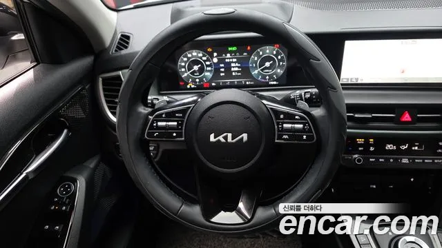 Kia Seltos New — Фото автомобиля 19