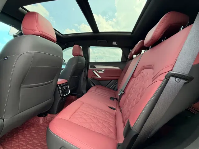 Jetour X70 Plus — Фото автомобиля 8