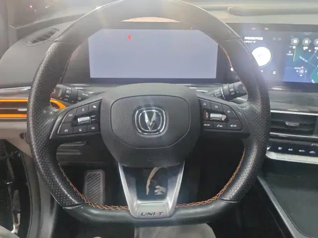 Changan UNI-T — Фото автомобиля 15