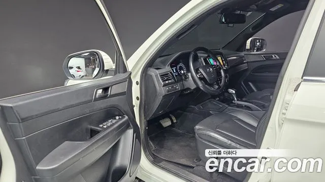 KG_Mobility_Ssangyong Rexton Новый Rexton Sport Дизель 2.2 4WD — Фото автомобиля 10
