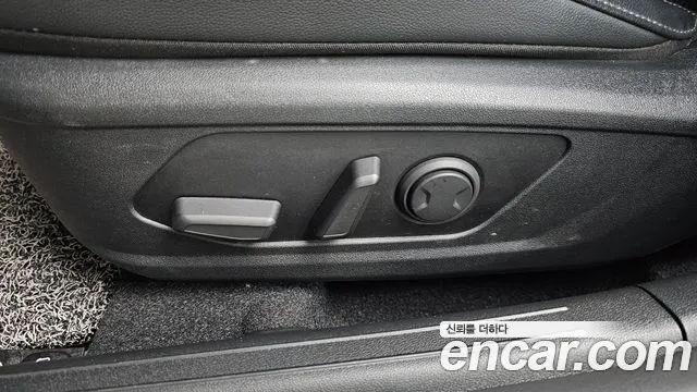 Hyundai Avante CN7 — Фото автомобиля 28