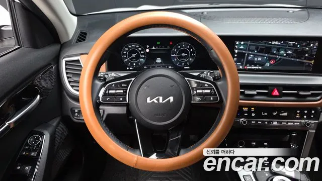 Kia Seltos New — Фото автомобиля 20