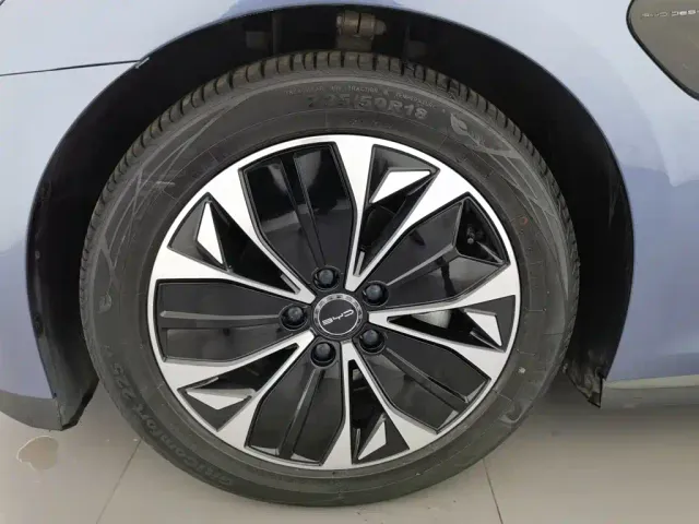 BYD Seal — Фото автомобиля 17