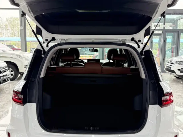 Geely Vision X6 — Фото автомобиля 23