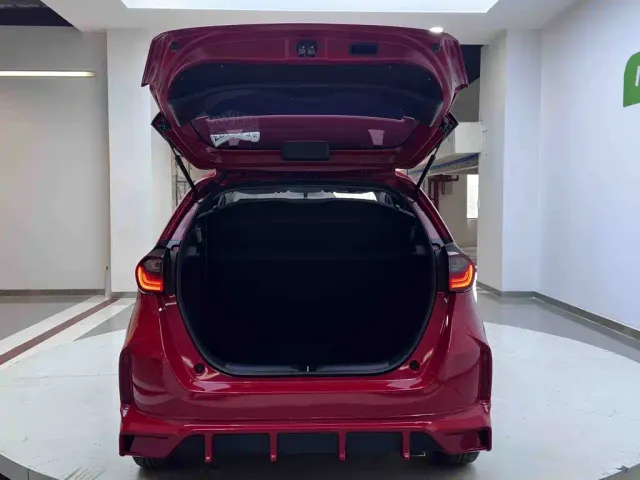 Honda Fit — Фото автомобиля 20