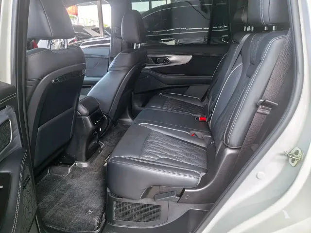 GAC Trumpchi GS8 — Фото автомобиля 7
