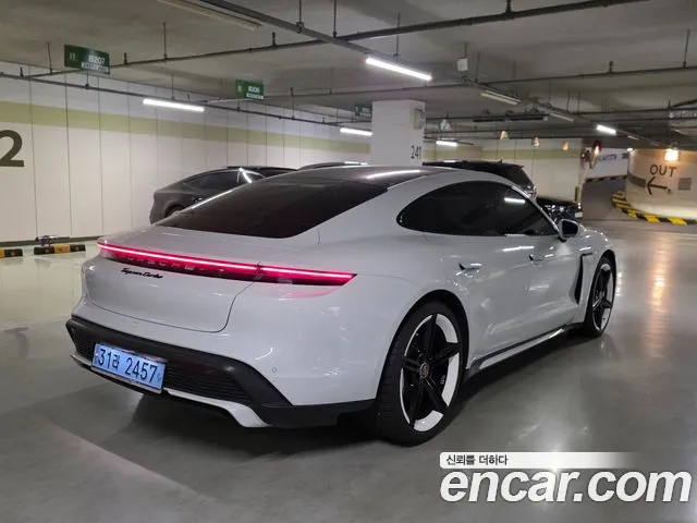 Porsche Taycan Taycan Khan — Фото автомобиля 2