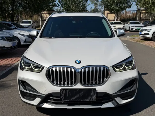 BMW X1 — Фото автомобиля 3
