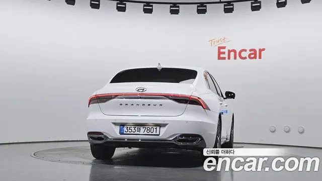 Hyundai Grandeur Grandeur (New) — Фото автомобиля 4