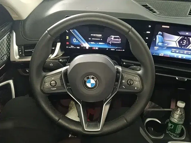 BMW X1 — Фото автомобиля 10