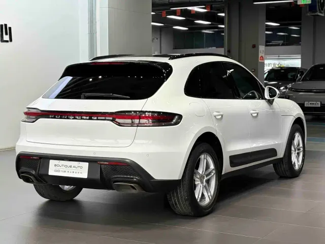 Porsche Macan — Фото автомобиля 4