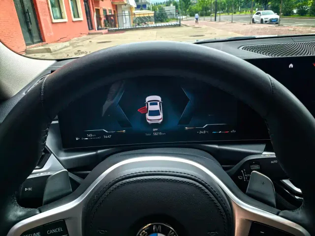 BMW 3 Series — Фото автомобиля 13