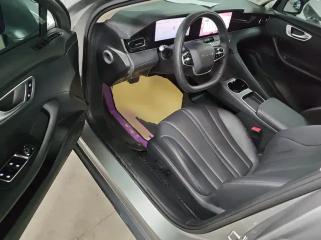 Roewe D7 — Фото автомобиля 15