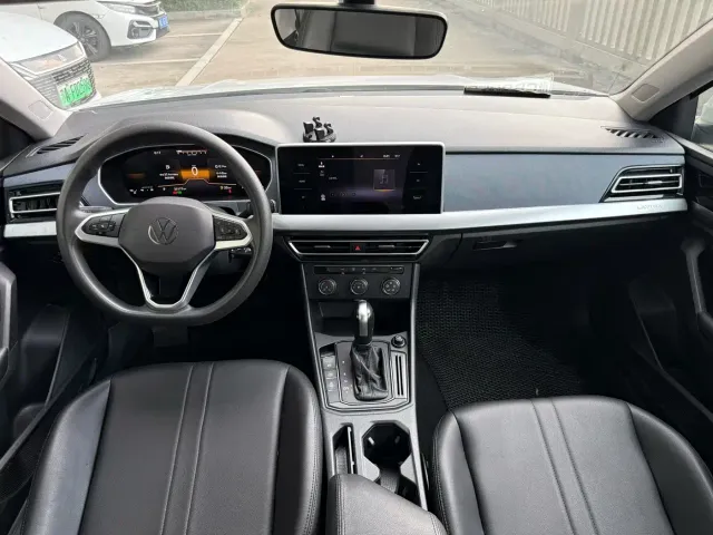 Volkswagen Lavida — Фото автомобиля 6
