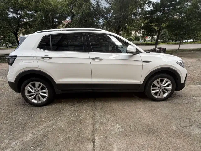Volkswagen T-Cross — Фото автомобиля 7