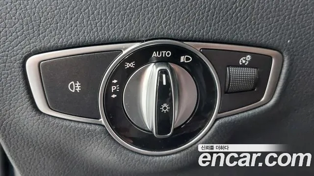 Mercedes-Benz E-Class — Фото автомобиля 18