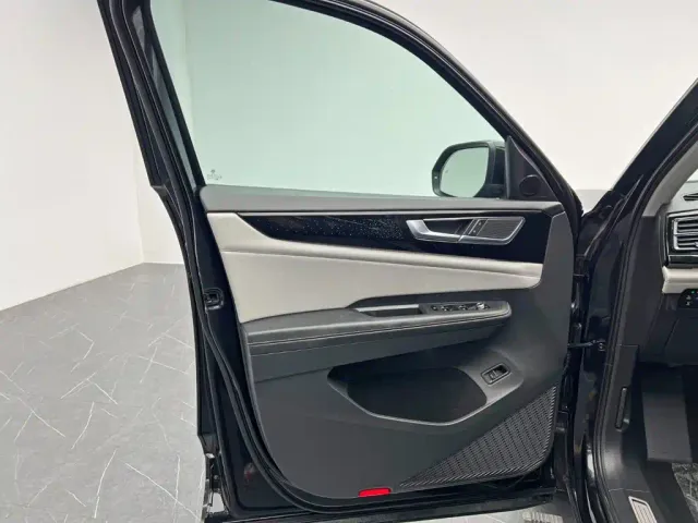 Volkswagen Teramont — Фото автомобиля 12